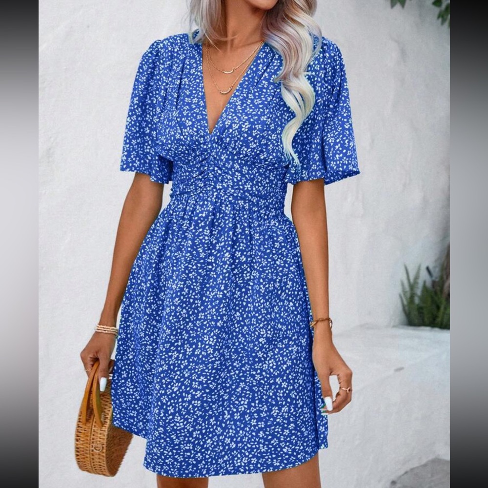 Boho floral print butterfly sleeve mini dress - Picture 8 of 13